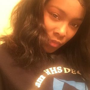 Meet your Posher, Sharnice